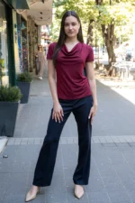 Трикотажна дамска блуза с къс ръкав - Image 3