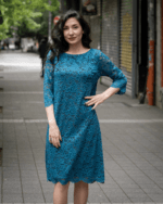 Дамска рокля от дантела с 3/4 ръкав и цип