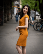 Дамска рокля с къс ръкав и набор на талията - Image 3