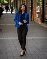 Дамски костюм от дамско сако с едно копче и тесен дамски панталон - Image 2