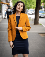 Дамски костюм от Вталено спортно сако и Вталена женствена рокля - Image 4