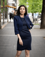 Дамски костюм от късо болеро със 7/8-ми ръкав и класическа права пола - Image 9