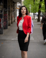 Дамски костюм от Женствено късо болеро и класическа права пола - Image 2