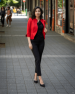 Дамски костюм от женствено късо болеро и тесен дамски панталон - Image 4