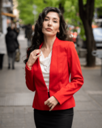 Дамски костюм от Късо болеро без ревери и класическа права пола - Image 2