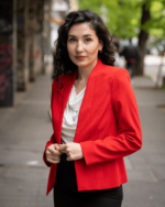 Дамски костюм от Късо болеро без ревери и класическа права пола - Image 3