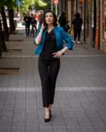 Дамски костюм от женствено късо болеро и тесен дамски панталон - Image 3