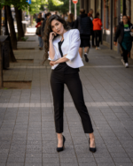 Дамски костюм от женствено късо болеро и тесен дамски панталон - Image 3