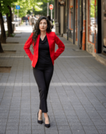 Дамски костюм от късо болеро без ревери и тесен дамски панталон - Image 2