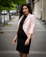 Двуредно дамско сако с 3/4 ръкав с цепка - Image 2