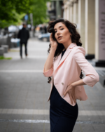 Двуредно дамско сако с 3/4 ръкав с цепка - Image 8