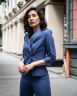 Дамско двуредно сако от лен - Image 5