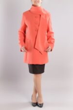 Дамско палто с подвижен шал - Image 7