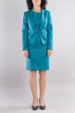 Костюм от вталено сако и женствена рокля - Image 2