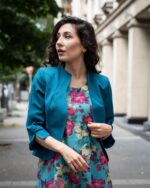 Комбинация от късо болеро със 7/8-ми ръкав и свободна рокля с презрамки и клоширан силует - Image 6