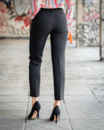 Комбинация от късо палто с декоративен колан на гърба и тесен дамски панталон - Image 5