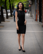 Дамски костюм от късо болеро без ревери и вталена женствена рокля - Image 7