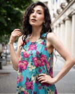 Свободна романтична рокля с презрамки и клоширан силует - Image 2