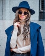 Вталено дамско палто с качулка и подвижен колан - Image 18