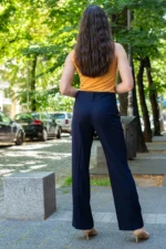 Трикотажна, дамска блуза без ръкави с гръцко деколте - Image 3