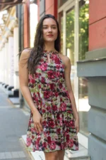 Рокля от шифон с волани