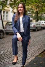 Дамски костюм от сако с шал яка и тесен панталон - Image 9