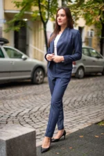 Дамски костюм от сако с шал яка и тесен панталон - Image 12