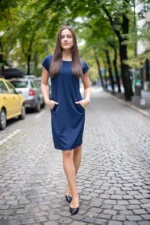 Ретро рокля с джобове и с трапецовиден силует - Image 11