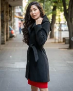 Вталено дамско палто с качулка и подвижен колан - Image 9