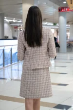 Дамски костюм от сако от плат каре и рокля с къс ръкав - Image 2