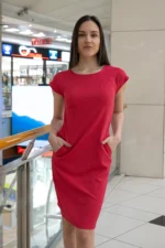 Дамска рокля с трапецовиден силует и джобове