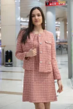 Дамски костюм от сако от плат каре и рокля с къс ръкав