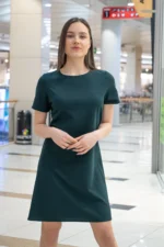 Дамска рокля с къс ръкав