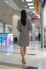 Дамска рокля с къс ръкав - Image 2