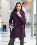 Вталено дамско палто с качулка и подвижен колан