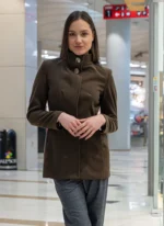 Вталено дамско палто, със столче яка и скрито закопчаване