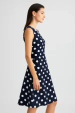 Дамска рокля с V-образно деколте - Image 3