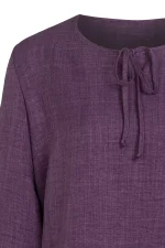 Детайл деколте с връзка – дамска блуза 445-7 лилаво вискоза | Aleta Parizi