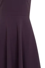 Вталена дамска рокля с паднало рамо и разкроена долна част - Image 2